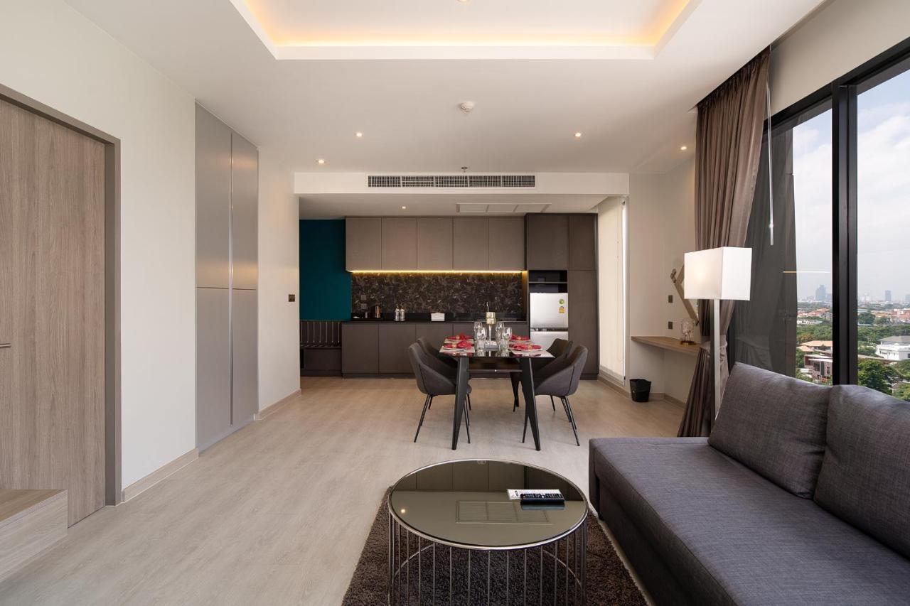 Thaya Hotel Bangkok Extérieur photo