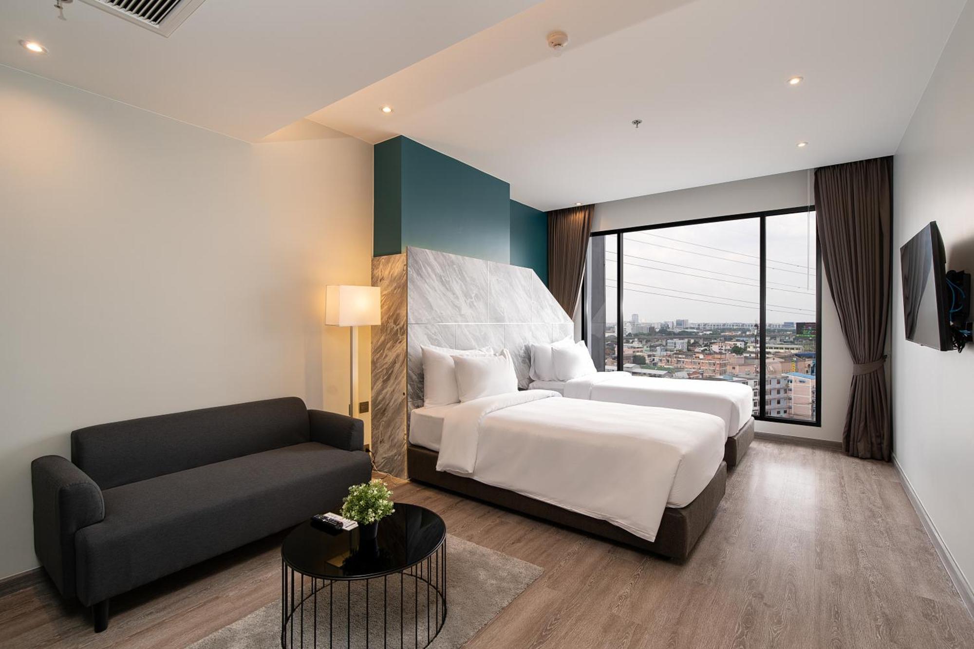 Thaya Hotel Bangkok Extérieur photo