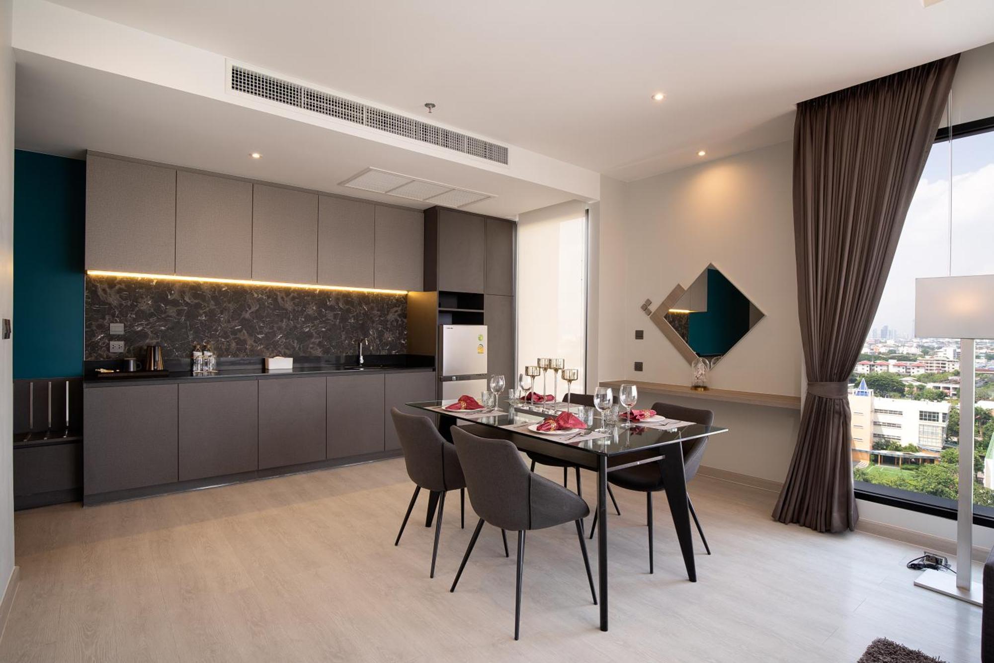 Thaya Hotel Bangkok Extérieur photo
