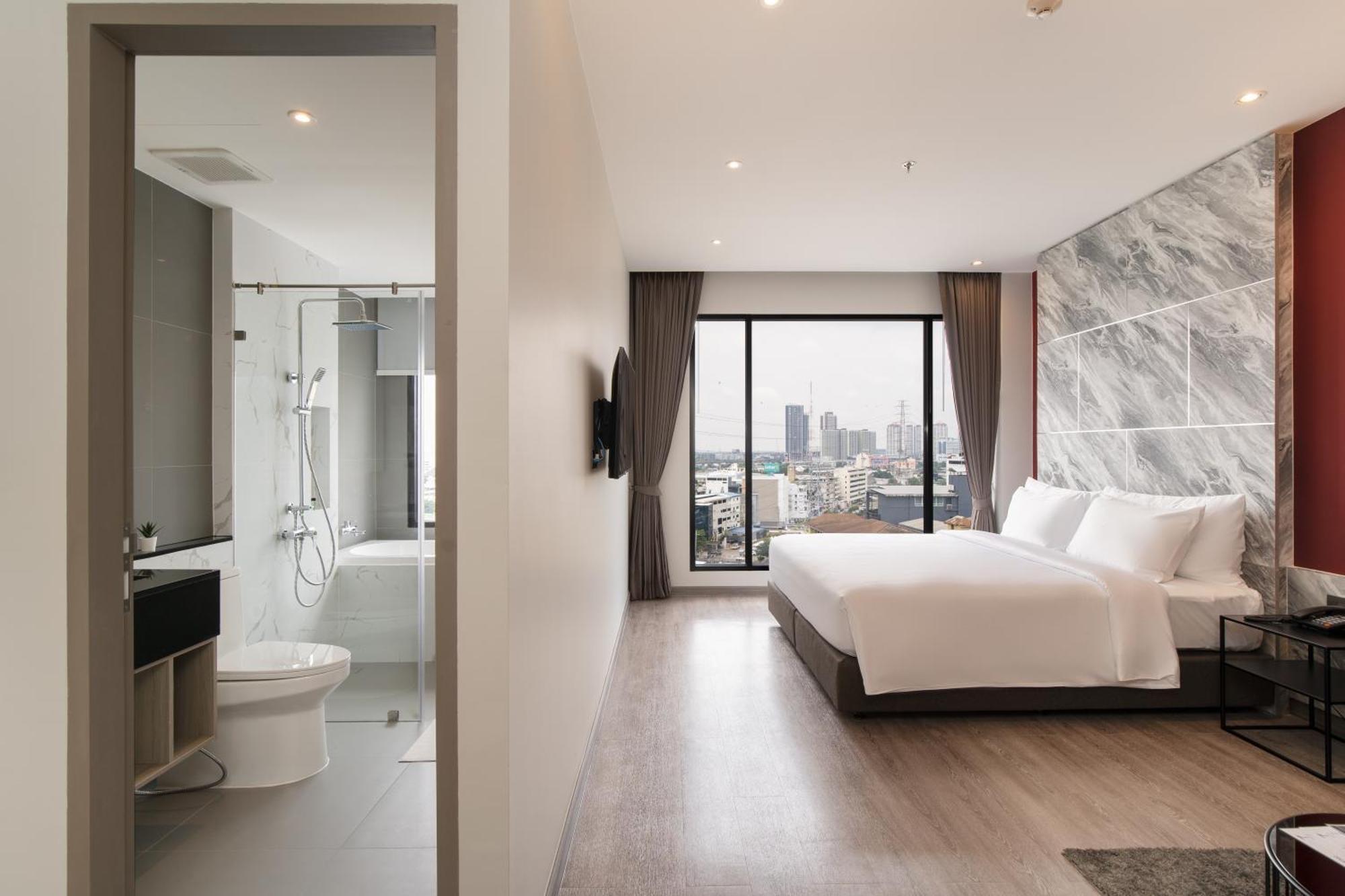 Thaya Hotel Bangkok Extérieur photo