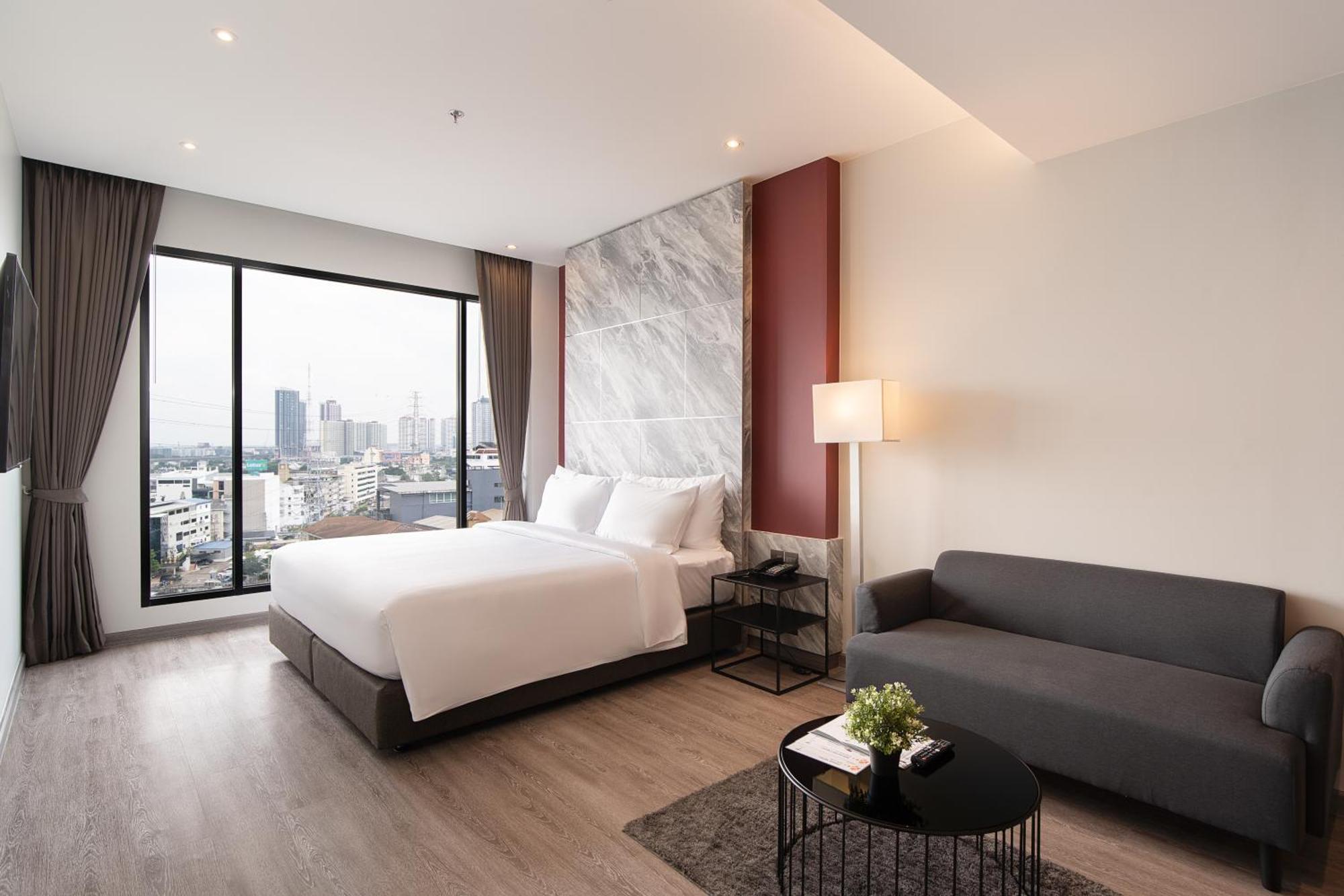 Thaya Hotel Bangkok Extérieur photo