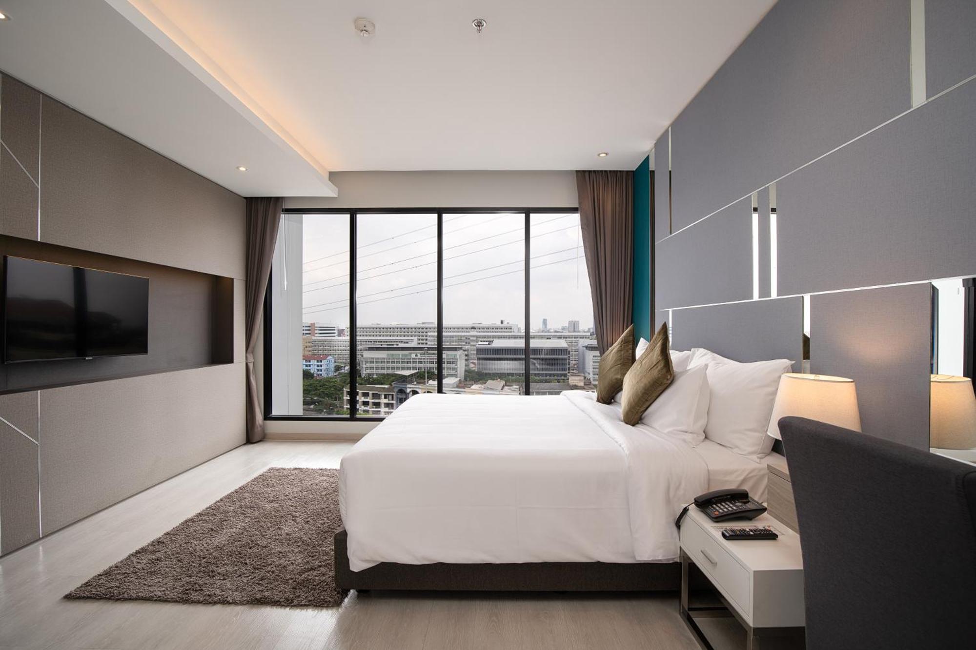Thaya Hotel Bangkok Extérieur photo